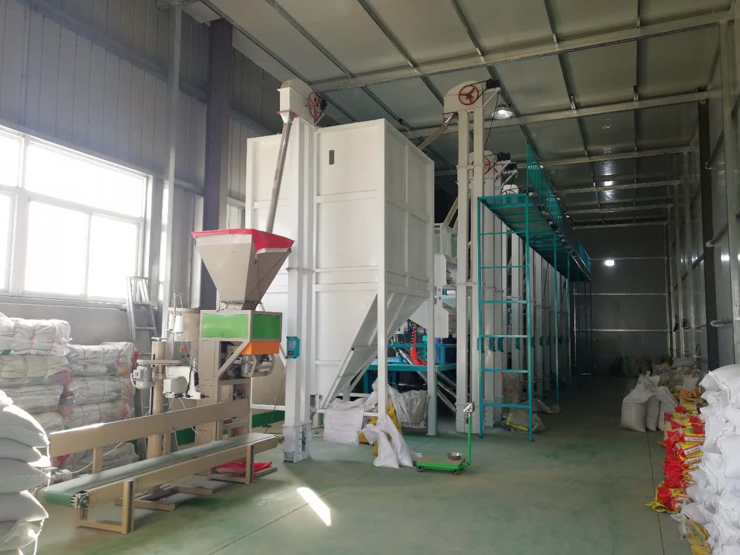 建設玉米深加工機械廠房有何要求?(圖1) 玉米深加工機械
